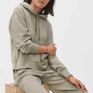 EVERLANE Lightweight French Terry Hoodie- Small Field Green